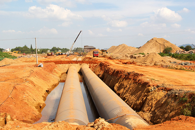 長沙市副市長廖建華調研我公司供管的岳麓污水處理廠尾水排放項目